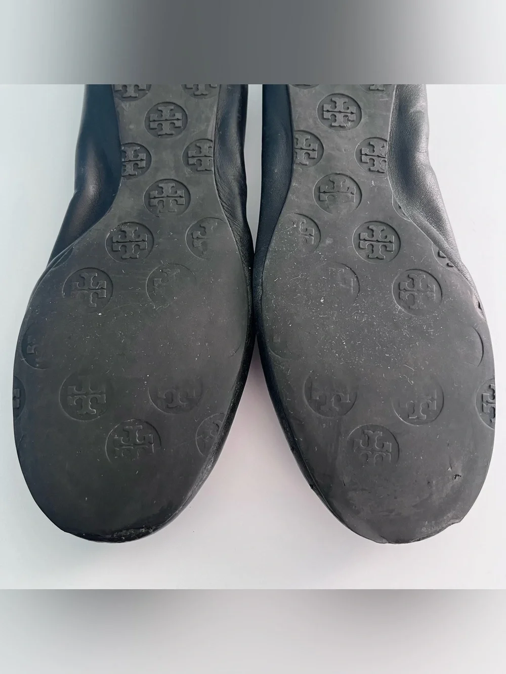 Tory Burch Black Leather Ballet Flats with Gold Logo Medallion